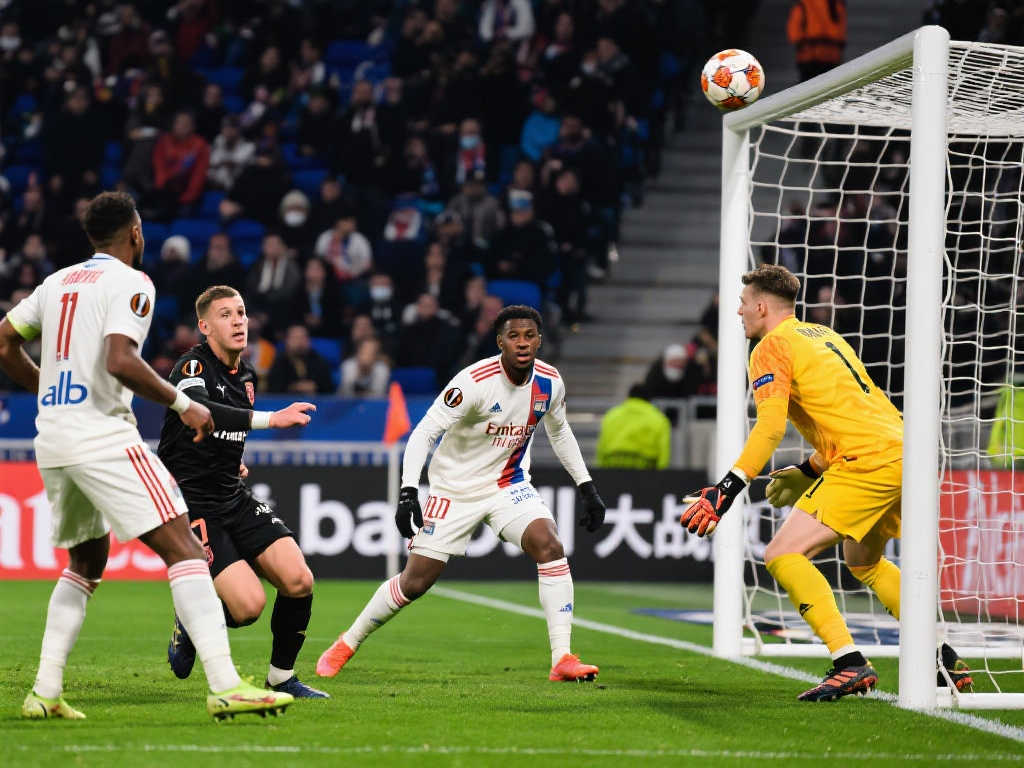 面对空门黄 面对空门黄